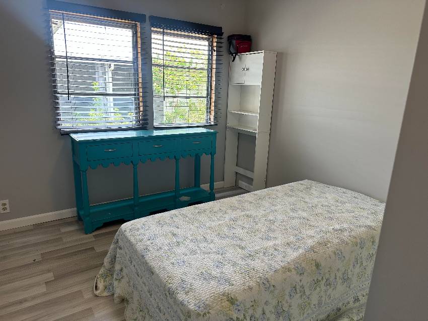 490 Sandlewood Ln a Ellenton, FL Mobile or Manufactured Home for Sale