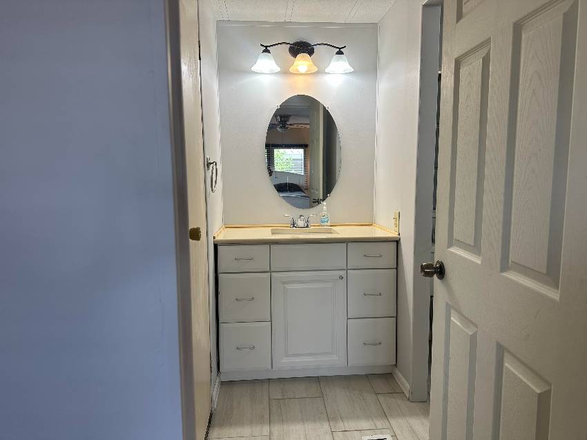 490 Sandlewood Ln a Ellenton, FL Mobile or Manufactured Home for Sale