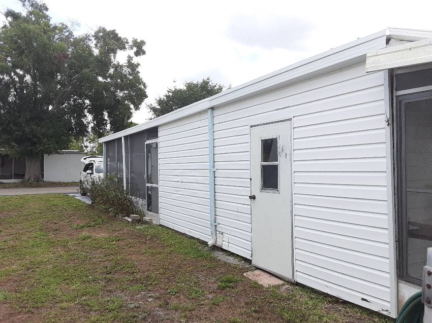 841 Hickory Hills Dr a Lakeland, FL Mobile or Manufactured Home for Sale