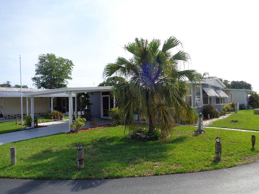 291 Queen Mary Loop a Lakeland, FL Mobile or Manufactured Home for Sale