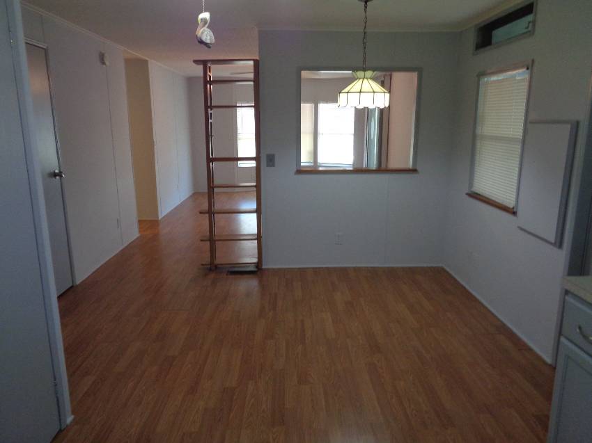 291 Queen Mary Loop a Lakeland, FL Mobile or Manufactured Home for Sale