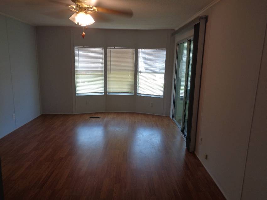 291 Queen Mary Loop a Lakeland, FL Mobile or Manufactured Home for Sale