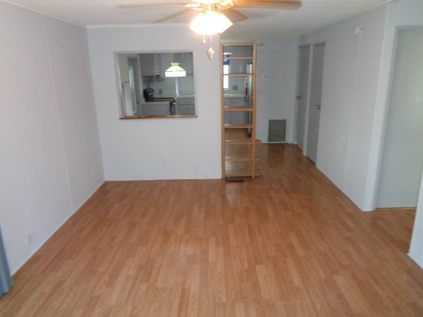 291 Queen Mary Loop a Lakeland, FL Mobile or Manufactured Home for Sale