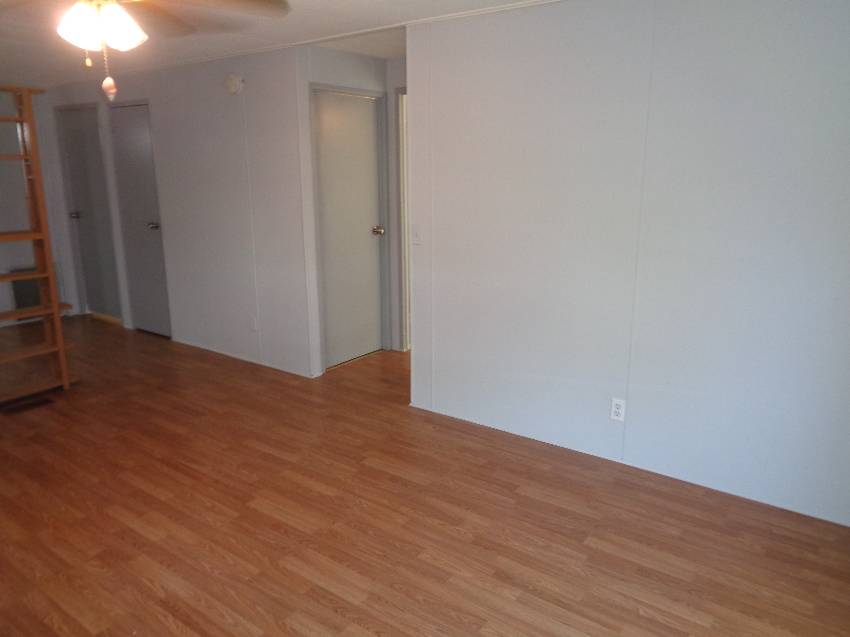 291 Queen Mary Loop a Lakeland, FL Mobile or Manufactured Home for Sale