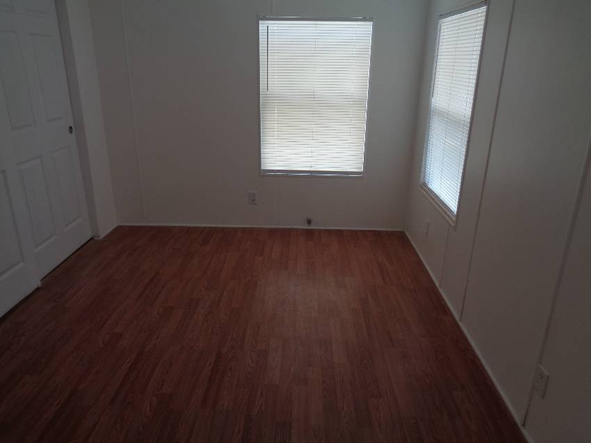 291 Queen Mary Loop a Lakeland, FL Mobile or Manufactured Home for Sale