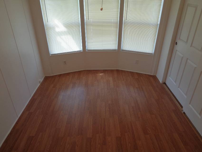 291 Queen Mary Loop a Lakeland, FL Mobile or Manufactured Home for Sale