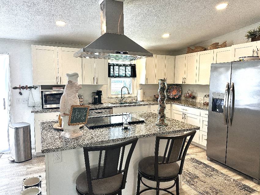 4330 Lake View Dr N a Ellenton, FL Mobile or Manufactured Home for Sale