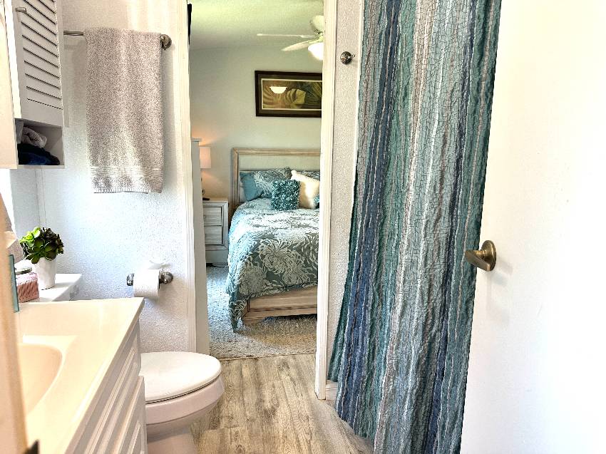 4330 Lake View Dr N a Ellenton, FL Mobile or Manufactured Home for Sale