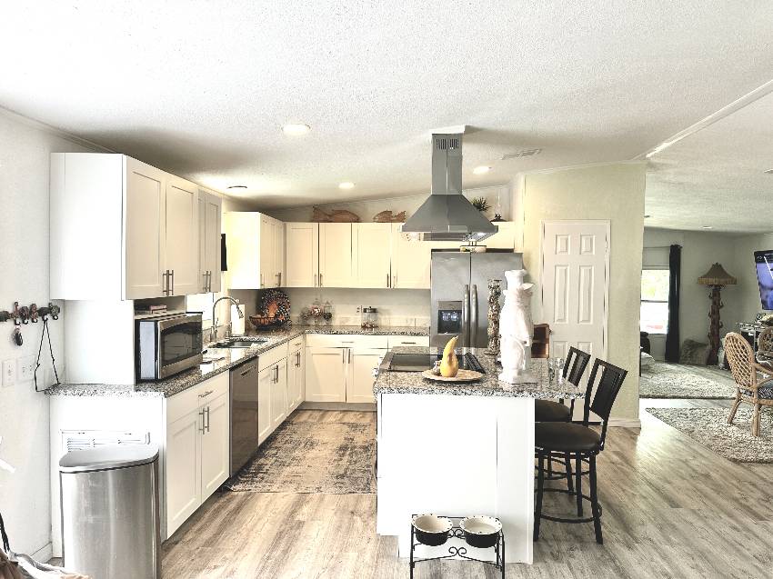 4330 Lake View Dr N a Ellenton, FL Mobile or Manufactured Home for Sale