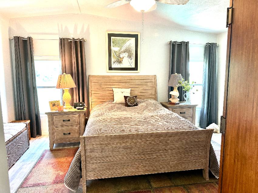 4330 Lake View Dr N a Ellenton, FL Mobile or Manufactured Home for Sale