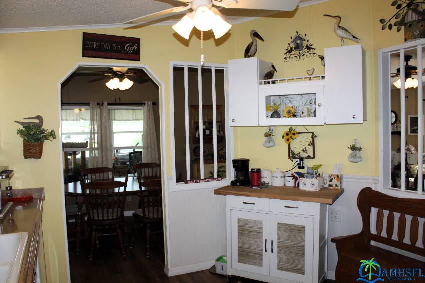 37607 Bimini Dr a Zephyrhills, FL Mobile or Manufactured Home for Sale