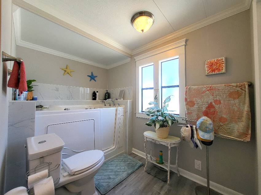 5628 Stonehaven Lane a Sarasota, FL Mobile or Manufactured Home for Sale