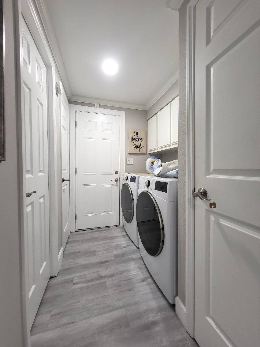 5628 Stonehaven Lane a Sarasota, FL Mobile or Manufactured Home for Sale