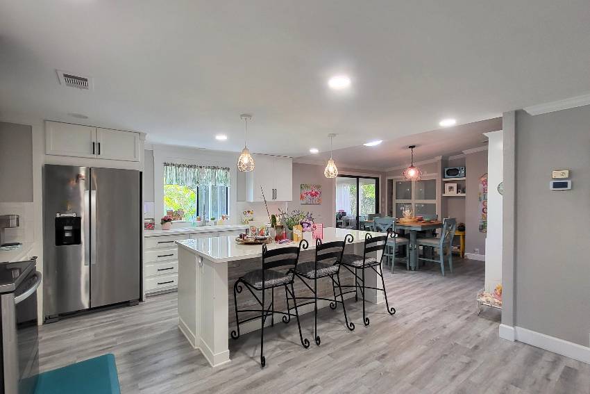 Mobile Home for sale in FL
