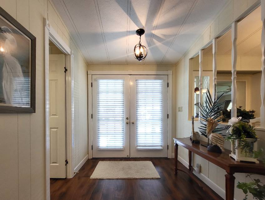 5635 Camelford Drive a Sarasota, FL Mobile or Manufactured Home for Sale