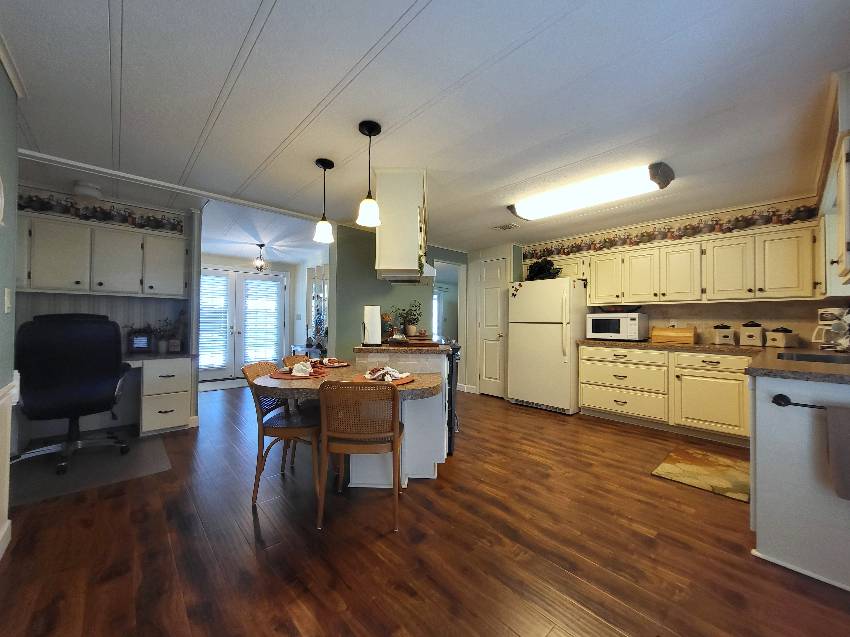 5635 Camelford Drive a Sarasota, FL Mobile or Manufactured Home for Sale