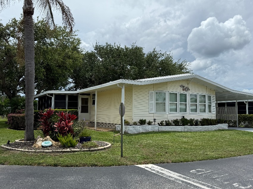 5384 Grasmere Ln a Sarasota, FL Mobile or Manufactured Home for Sale