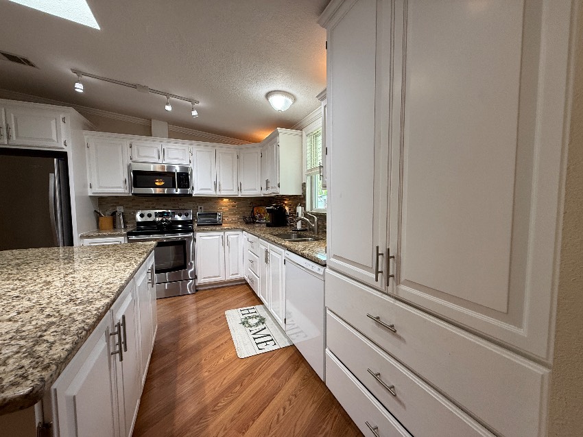 5384 Grasmere Ln a Sarasota, FL Mobile or Manufactured Home for Sale