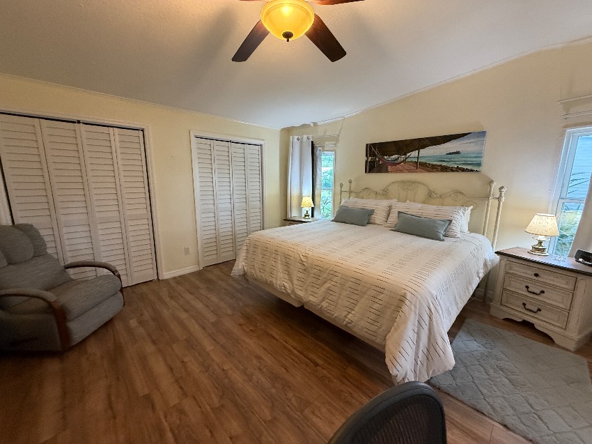 5384 Grasmere Ln a Sarasota, FL Mobile or Manufactured Home for Sale