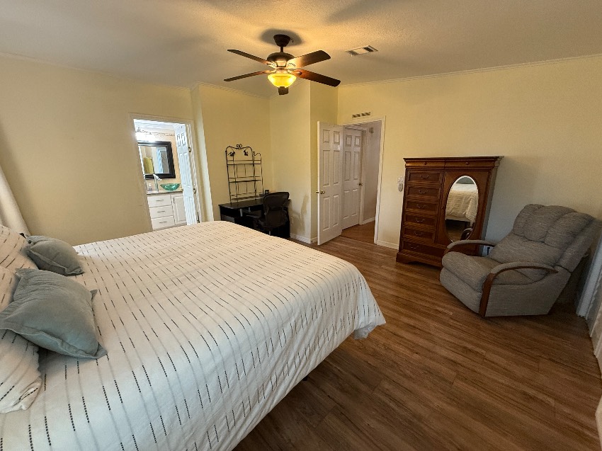 5384 Grasmere Ln a Sarasota, FL Mobile or Manufactured Home for Sale