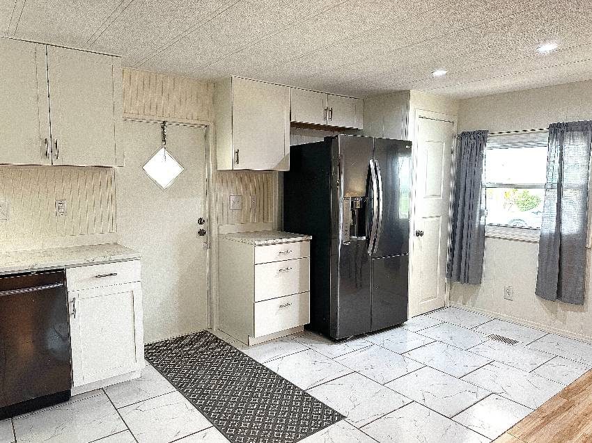 3811 Sunset Dr a Ellenton, FL Mobile or Manufactured Home for Sale