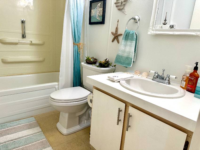 3811 Sunset Dr a Ellenton, FL Mobile or Manufactured Home for Sale