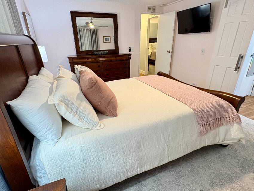 866 Exuma a Venice, FL Mobile or Manufactured Home for Sale