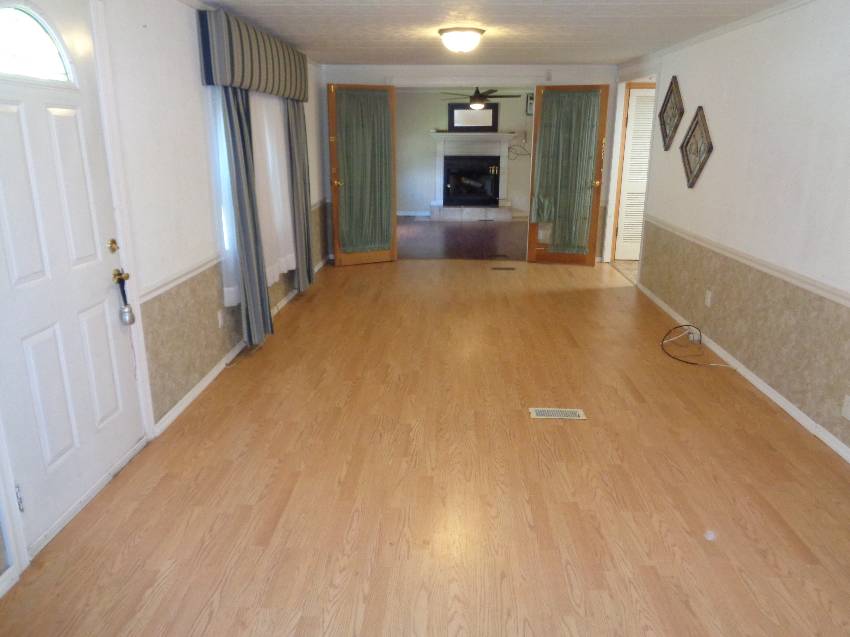 921 Fountainview Lake Dr a Lakeland, FL Mobile or Manufactured Home for Sale
