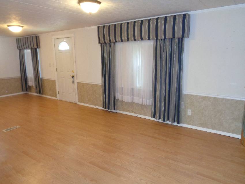 921 Fountainview Lake Dr a Lakeland, FL Mobile or Manufactured Home for Sale