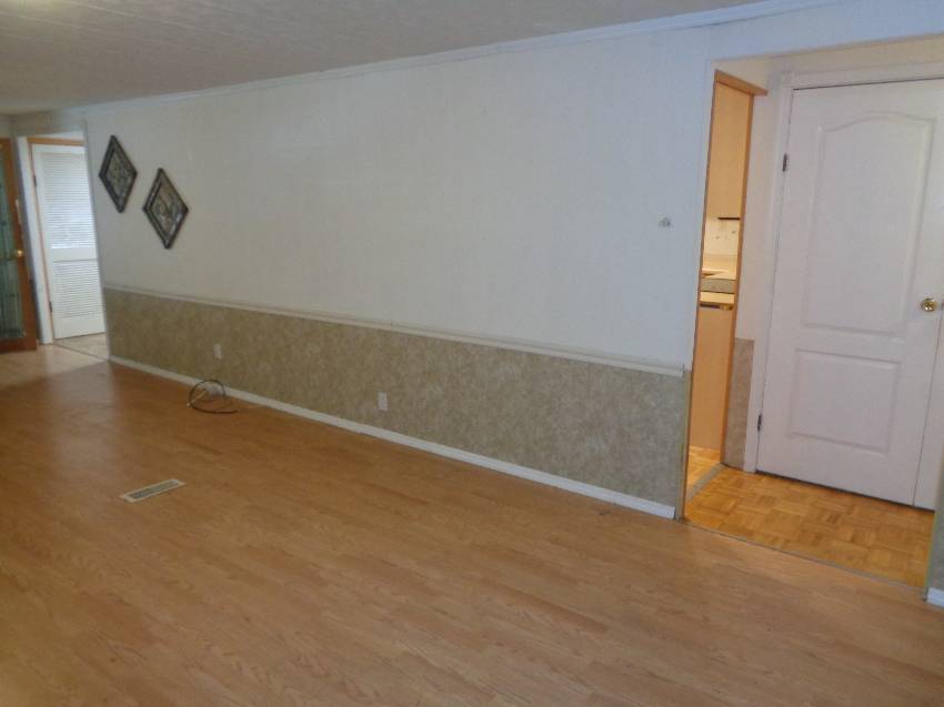 921 Fountainview Lake Dr a Lakeland, FL Mobile or Manufactured Home for Sale