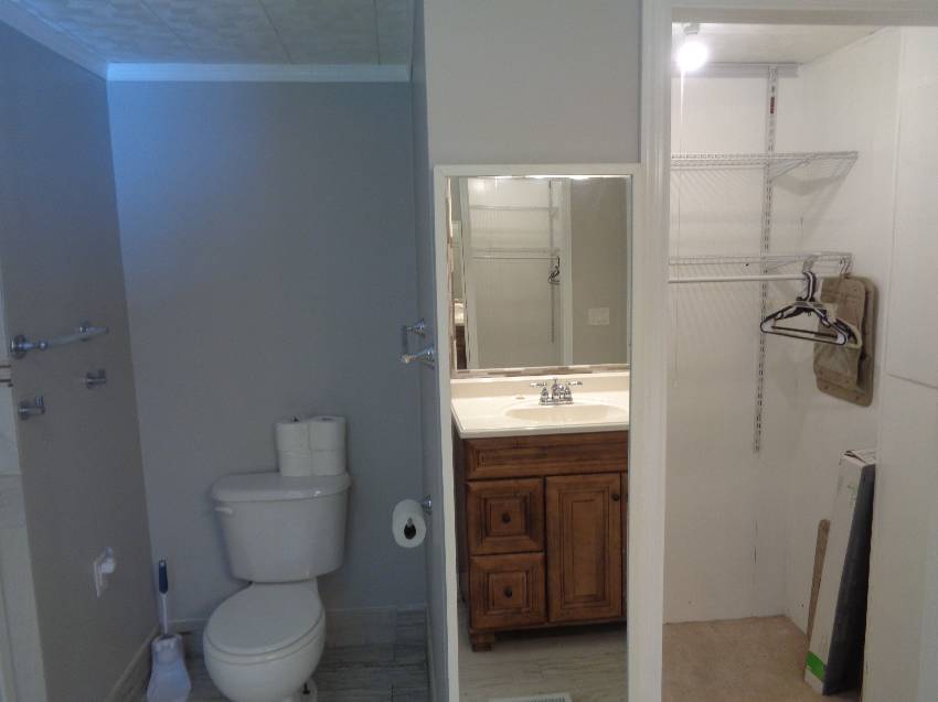 921 Fountainview Lake Dr a Lakeland, FL Mobile or Manufactured Home for Sale
