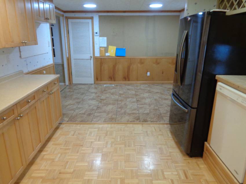 921 Fountainview Lake Dr a Lakeland, FL Mobile or Manufactured Home for Sale