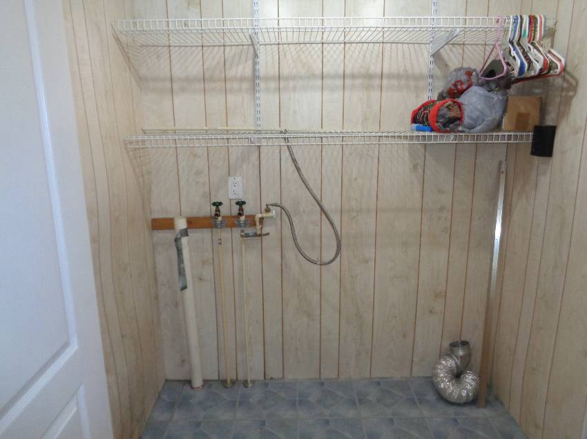 921 Fountainview Lake Dr a Lakeland, FL Mobile or Manufactured Home for Sale