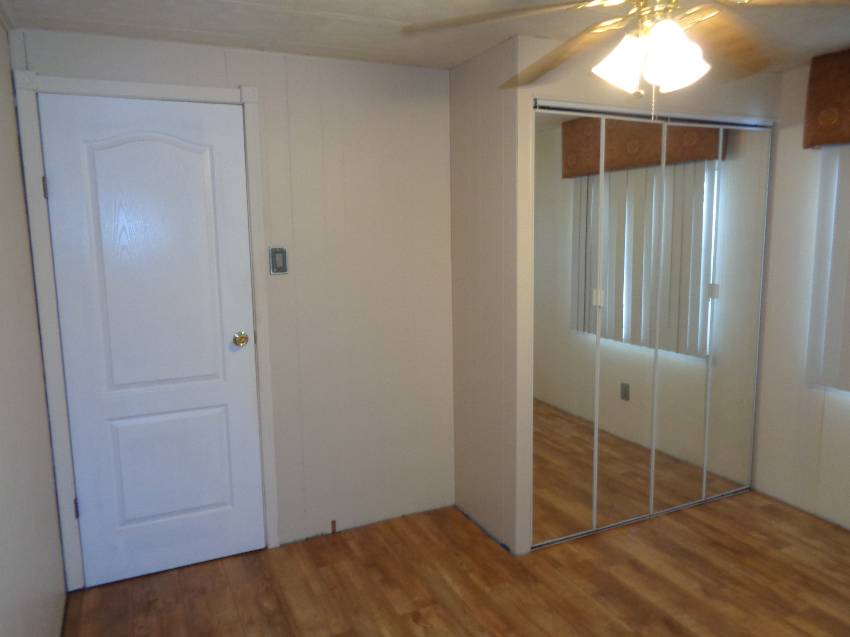 921 Fountainview Lake Dr a Lakeland, FL Mobile or Manufactured Home for Sale