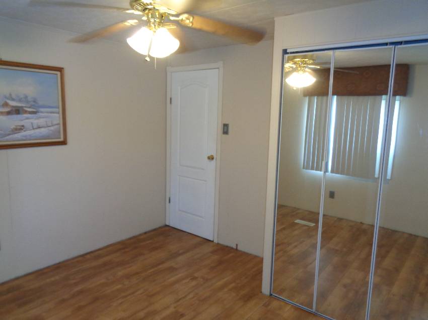 921 Fountainview Lake Dr a Lakeland, FL Mobile or Manufactured Home for Sale