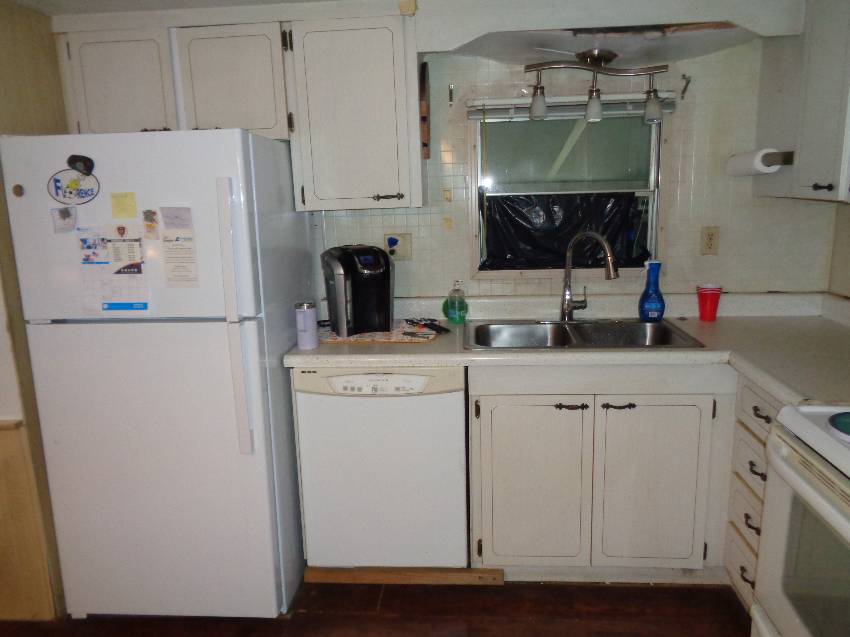 242 Esther St a Lakeland, FL Mobile or Manufactured Home for Sale