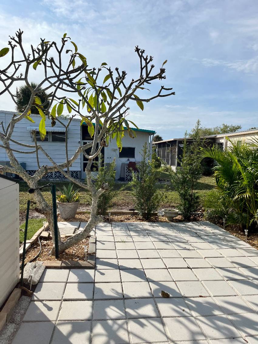 928 Zacapa a Venice, FL Mobile or Manufactured Home for Sale