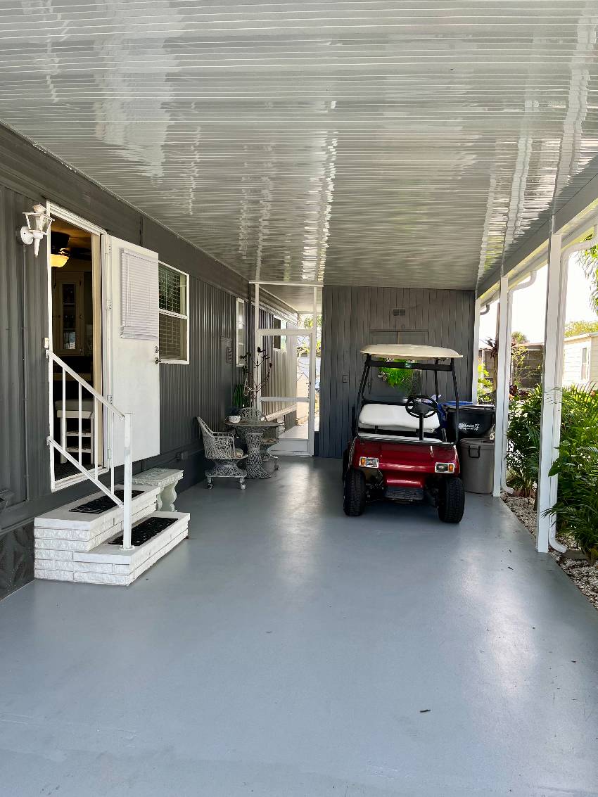 928 Zacapa a Venice, FL Mobile or Manufactured Home for Sale