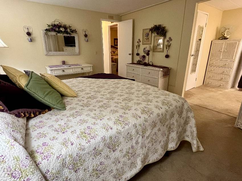 928 Zacapa a Venice, FL Mobile or Manufactured Home for Sale