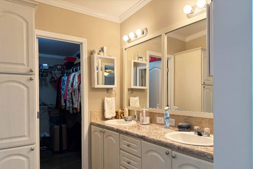 7407 Westwood Dr a Ellenton, FL Mobile or Manufactured Home for Sale