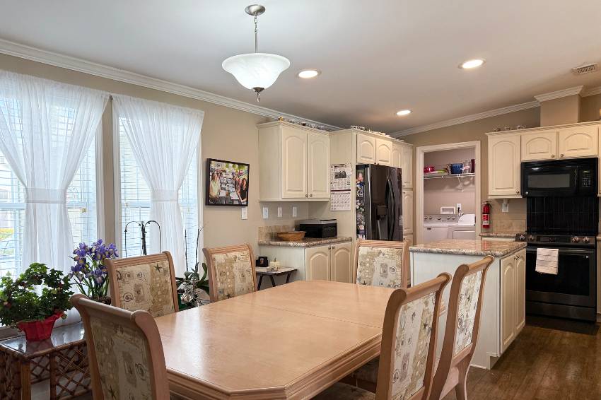 7407 Westwood Dr a Ellenton, FL Mobile or Manufactured Home for Sale