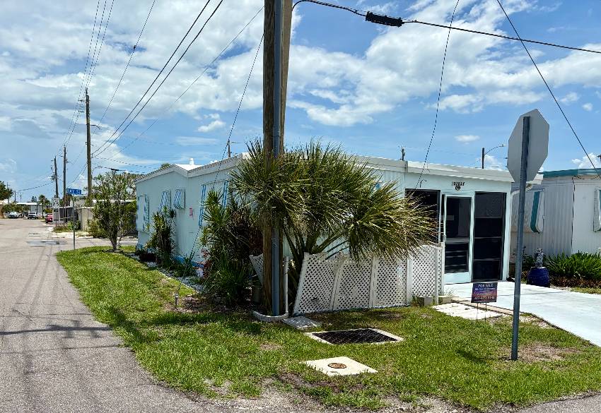 102 Bay St a Venice, FL Mobile or Manufactured Home for Sale