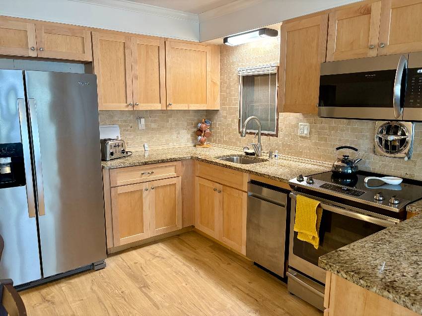 102 Bay St a Venice, FL Mobile or Manufactured Home for Sale