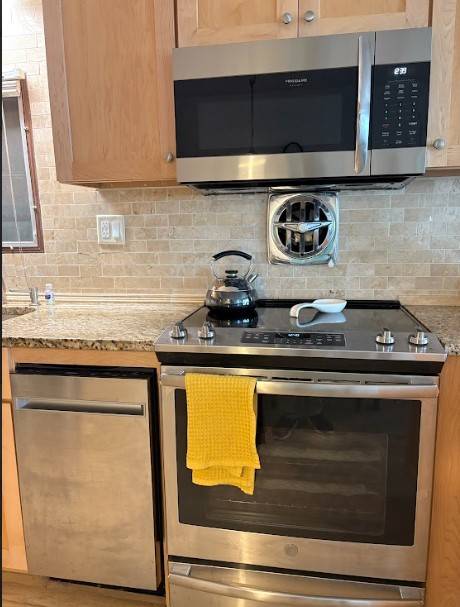 102 Bay St a Venice, FL Mobile or Manufactured Home for Sale