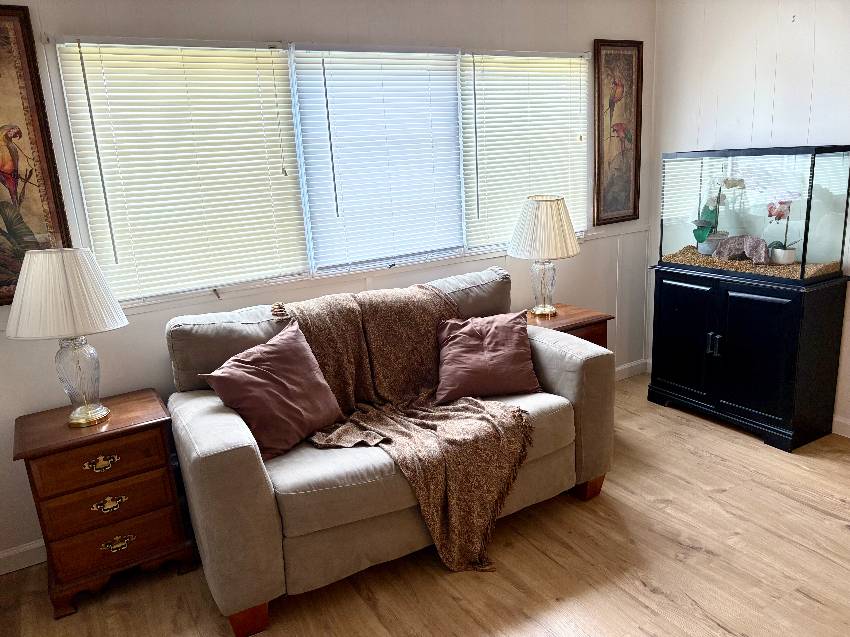 102 Bay St a Venice, FL Mobile or Manufactured Home for Sale