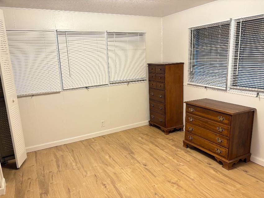 102 Bay St a Venice, FL Mobile or Manufactured Home for Sale