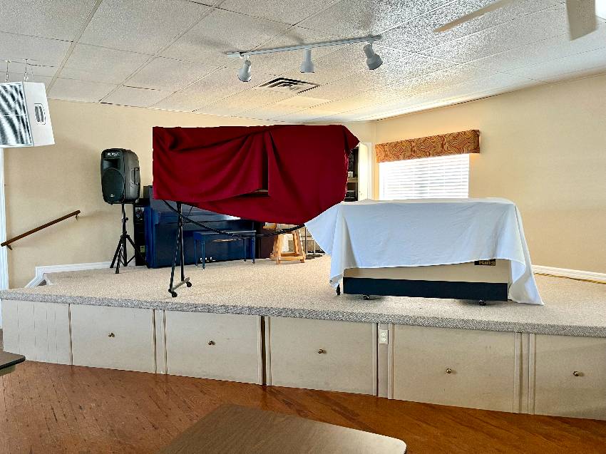 102 Bay St a Venice, FL Mobile or Manufactured Home for Sale