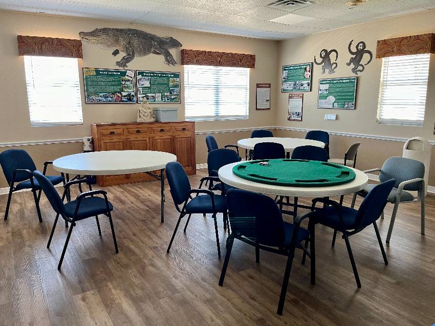 102 Bay St a Venice, FL Mobile or Manufactured Home for Sale