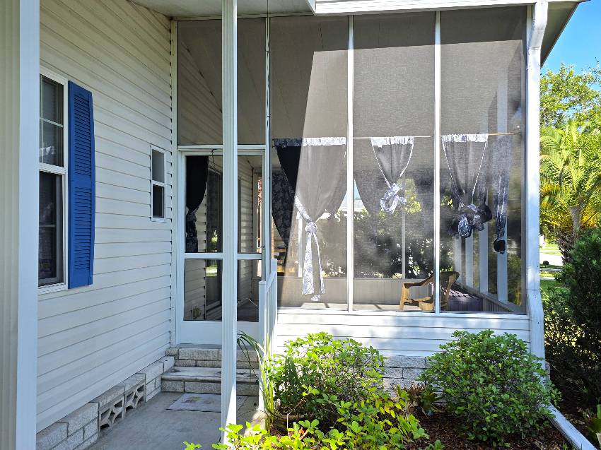 6968 W Falkirk Lane a Homosassa, FL Mobile or Manufactured Home for Sale