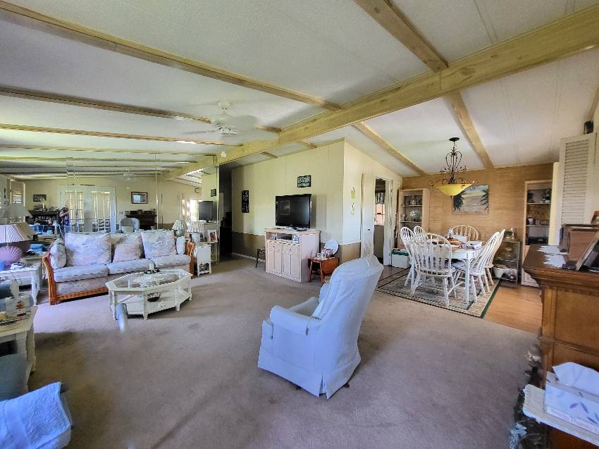 5514 Yarmouth Lane a Sarasota, FL Mobile or Manufactured Home for Sale